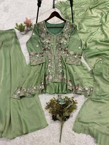 Ensemble de costume palazzo brodé pour femmes, avec dupatta en mousseline de soie |   Robe ethnique de soirée haut de gamme - Product Image 5