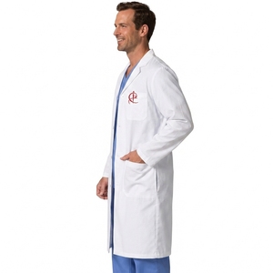 Bata de laboratorio cómoda que ofrece excelente cobertura, flexibilidad y comodidad durante todo el día para médicos, enfermeras, farmacéuticos y personal de laboratorio. - Product Image 6