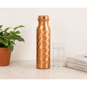 Bouteille en cuivre massif écologique faite à la main, vente en gros, très demandée, texture diamant, récipient à eau, logo personnalisé disponible - Product Image 4