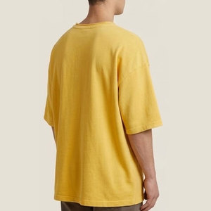 Vente directe d'usine : T-shirt homme surdimensionné avec étiquette personnalisée sur le col et plusieurs choix de couleurs pour vêtements en marque privée - Product Image 4