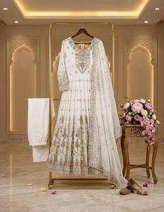 Robe Anarkali en soie blanche brodée avec dupatta, longueur ras du sol, tenue traditionnelle indienne et pakistanaise pour femmes, robe de mariage - Product Image 1