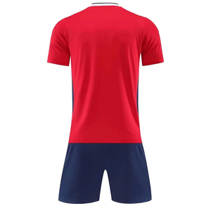 Ensemble de maillot de football pour hommes à rayures rouges et col en V, manches courtes, 2026, maillot de football personnalisé pour hommes, nouveau design, uniforme de football personnalisé pour équipe masculine - Product Image 3