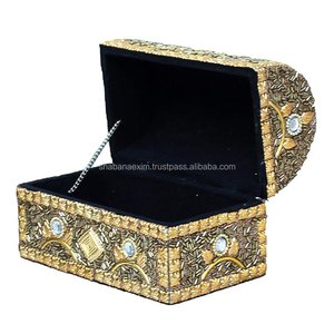 Boîtes à bijoux perlées sur mesure pour les cadeaux de mariage et adaptées au rangement de bijoux pour femmes - Product Image 5