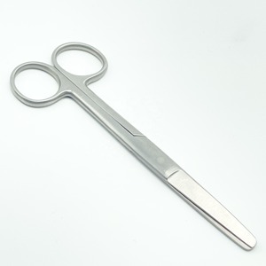 Ciseaux Supercut de Haute Qualité en Acier Inoxydable, Instruments Chirurgicaux Droits et Courbes, Demi-Noir Demi-Acier, Fabricant Pakistanais - Product Image 5