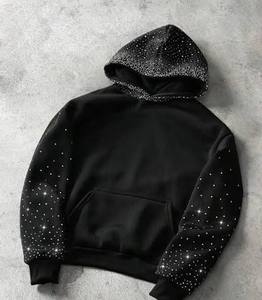 Sudadera con Capucha Negra para Hombre con Pedrería, Oversize, de Felpa Francesa, Casual, de Invierno, Ajuste Regular, 100% Algodón, Ecológica y Transpirable - Product Image 6