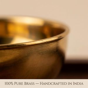 Ensemble de bols jetables en laiton doré poli, faits à la main, écologiques, bols de service indiens, décoration de la maison, centre de table pour la Pooja - Product Image 4