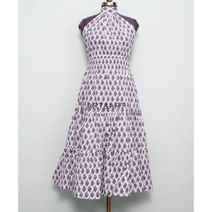 Robe longue ample et décontractée en coton 100% à col en V sans manches pour femme, motif floral, écologique, lavable, respirante, idéale pour l'été - Product Image 1