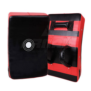 Bouclier de frappe personnalisé rembourré avec des matériaux de qualité pour la pratique du fitness et l'amélioration des compétences athlétiques - Product Image 4