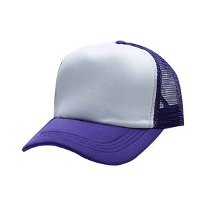 Gorra trucker de espuma gris lisa de cinco paneles con malla, transpirable, deportiva de verano, visera solar, ajustable con cierre snapback para hombres y mujeres - Product Image 3
