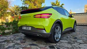 Gen Es Is G V 60 Coupé Performance AWD, Auto Eléctrico de Litio con Asientos de Cuero, Llantas R16, Motor Único, Cámara Trasera - Product Image 6