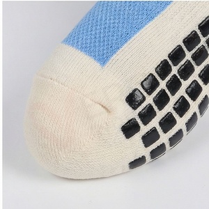 Chaussettes ras du cou pour hommes, couleur unie, tricotées, respirantes, en coton, polyester et élasthanne, pour usage quotidien en automne, style classique - Product Image 6