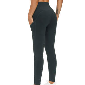 Shorts de yoga pour femmes de haute qualité en Spandex/Nylon, taille élastique, design froncé aux fesses, couleurs personnalisables, inspirés de TikTok - Product Image 5