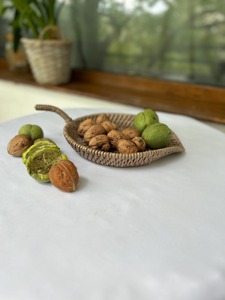 Elegant Leaf Shape Rattan Serving Tray Natural Cane Woven Tray Ideal For <b>Table</b> Styling And <b>Kitchen</b> Counter Organizer From India - Product Image 3