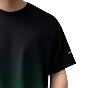 T-shirt dégradé ombré à manches courtes et col rond pour homme – Idéal pour le sport, l'entraînement, la course, la gym, le fitness – Tenue athlétique estivale et quotidienne – Taille XS - Product Image 4