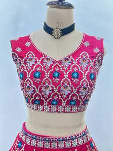 Vestido Largo Estilo Princesa con Cintura Ajustada y Cuello Redondo, Bordado con Borlas, Transpirable y Ecológico, Servicio OEM Moderno - Product Image 2