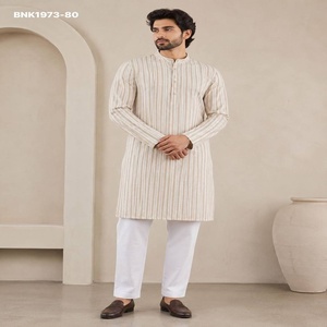 Kurta de Manga Larga de Algodón de Alta Calidad con Estampado de Rayas/Cuadros - Colección de Pijamas de Algodón - Compra en Línea en India - Product Image 1