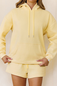 Conjunto de Sudadera con Capucha y Pantalones Cortos Extra Grandes para Mujer, Sudadera de Felpa Suave con Logotipo Personalizado, Conjunto Coordinado - Product Image 3