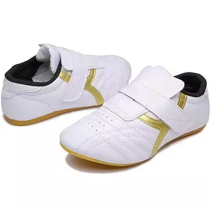 Chaussures de karaté et de taekwondo cousues à la machine, respirantes, à séchage rapide, avec coutures renforcées, pour les arts martiaux - Product Image 1