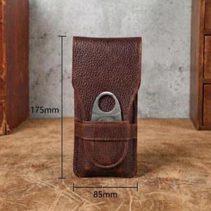 Étui à cigares en cuir de luxe avec coupe-cigares intégré, organiseur portable pour la protection des cigares, idéal pour les voyages, en vente à prix abordable - Product Image 2