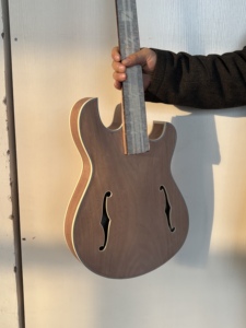 Guitare Jazz Archtop Faite à la Main Style Languedoc - Kits de Guitare de Luthier avec Table en Épicéa et Corps en Acajou Sculpté Ébène - Électrique Professionnelle - Product Image 2