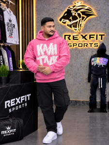 Sweat à capuche rose personnalisé pour homme, coupe oversize, en molleton épais, style streetwear, avec détails graphiques et bordures vieillies, décontracté - Product Image 2