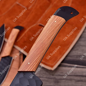 Ensemble de 5 couteaux de chef multifonctionnels en acier inoxydable brossé, faits à la main, avec manche ergonomique en olivier, légers et à lame pleine longueur - Product Image 5