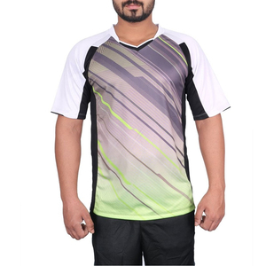 เสื้อยืดคอวีพิมพ์ลายดิจิทัลใหม่ ผ้าฝ้าย 100% เนื้อผ้าบางเบา ระบายอากาศได้ดี สวมใส่สบาย ดีไซน์สวยที่สุด เหมาะสำหรับใส่ทุกวัน - Product Image 1