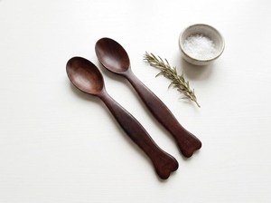 Cuillère en bois multifonctionnelle pour la cuisine, la pâtisserie et le service - Product Image 2