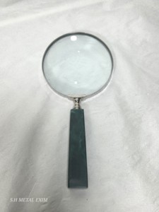 Loupe de poche avec poignée en résine marbrée vert émeraude, loupe de bureau décorative vintage pour le bureau et la lecture - Product Image 4