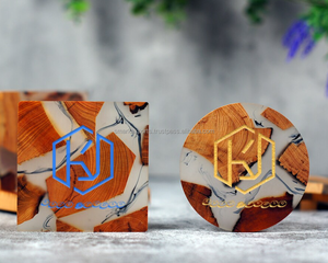 Sous-verres carrés en bois faits à la main 9cm classique en résine époxy thé boisson tapis élégant tapis de table pour bureau à domicile par Smarkexports - Product Image 6