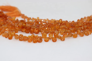 ลูกปัดโกเมน AAA spessartite ขนาด5*7มม. ลูกแพร์เหลี่ยมเพชรพลอยธรรมชาติสีโกเมนแฟนต้า - Product Image 2