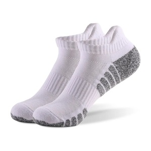 Chaussettes de sport respirantes et rembourrées, coupe basse, séchage rapide, antidérapantes, pour la course, le golf, le basketball - Product Image 4