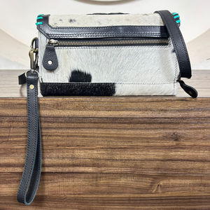 Bolso Bandolera de Cuero Vacuno de Primera Calidad, Bolso de Mano con Solapa Bordada y Grabada, Bolso de Hombro Hecho a Mano con Correa de Muñeca y Correa Ajustable - Product Image 5