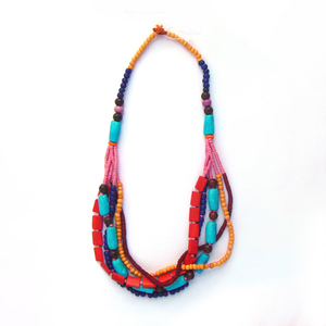 Collar de Cadena con Cuentas de Hueso Multicolor y Patrón de Corazón, Unisex, Regalo para Fiestas, Pieza de Moda, Precio al por Mayor - Product Image 1
