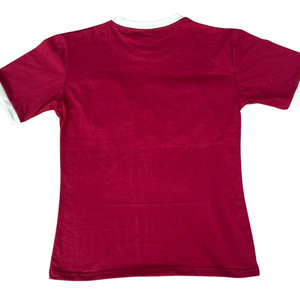 Camiseta de Verano Ecológica de Chenilla Color Granate para Mujer, con Letras Griegas Personalizadas y Diseño para Hermandades - Product Image 6
