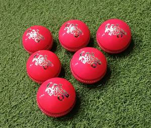 156Gm KOOKA COLT <b>PINK</b> COLOR MEN SIZE CRICKET BALLS - Product Image 1