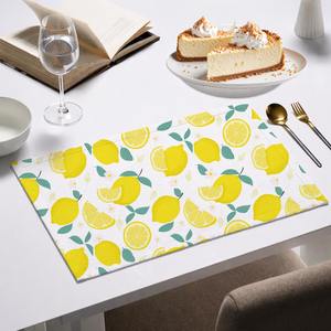 Sets de table réutilisables en tissu épais et lavable, antidérapants et résistants à la chaleur - Product Image 1