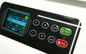 Centrífuga Digital Compacta de Baixa Velocidade para Laboratório Clínico Processamento de Amostras em Rotina - Product Image 3