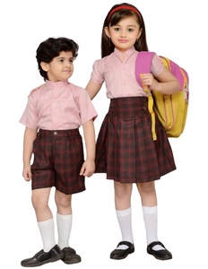 Chemise rose unie et ensemble de jupe short à carreaux rouges uniformes scolaires en tissu tissé pour garçons et filles maternelle enfants - Product Image 1