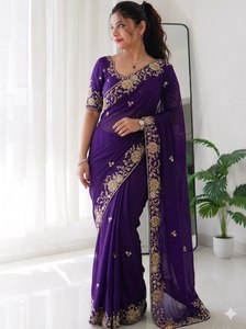 Sari de Seda Morado con Bordado Floral Dorado de NiMa Creations, para Mujer, Tradicional, para Bodas y Fiestas, Largo hasta el Suelo, Estilo Indio - Product Image 2