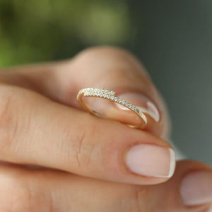 Anillos Cruzados de Plata de Ley 925 con Micropavé de Moissanita y Baño de Oro de 18k, Joyería de Lujo para Mujer, Aniversario, Novia - Product Image 5