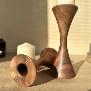 Support à bougies en bois de qualité optimale, style postmoderne, ensemble de supports à bougies en bois de qualité supérieure, arrivée récente, qualité remarquable - Product Image 4