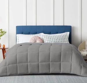 Couette King Size de Qualité Hôtelière Toutes Saisons – Offre Spéciale – Literie Douce Couleur Unie avec Matelassage Carré – Idéale pour Chambre d'Invité - Product Image 6