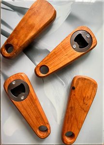 Fabricant de porte-clés personnalisés en bois, ouvre-bouteille sur mesure - Product Image 3