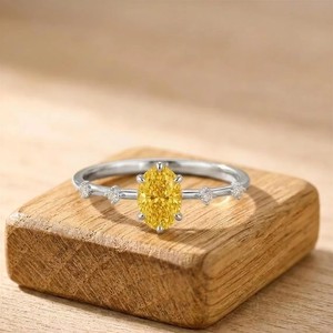 Bague de mariage minimaliste en or massif 10K 14K 18K avec diamant ovale jaune et diamant de laboratoire taille ronde, certifiée IGI, couleur DEF, clarté VS-VVS - Product Image 3