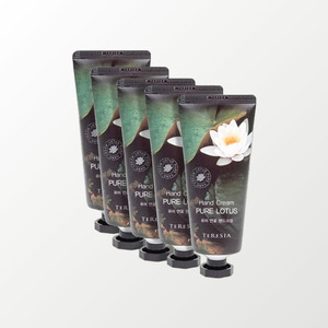 Crème hydratante pour les mains Tereusia Pure Lotus, hydratation, exfoliation, nutrition de la peau, absorption - Product Image 3