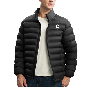 เสื้อแจ็คเก็ตผ้าแคนวาสบุใยสังเคราะห์คุณภาพสูงสำหรับผู้ชาย พร้อมฮู้ดและโลโก้ด้านหน้า ดีไซน์ล่าสุดสำหรับใส่ในฤดูหนาว - Product Image 3