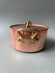Mid Century <b>Copper</b> Casserole Pot Round Shape Vintage Design With Lid Durable Metal Cookware Zinc Alloy Handle - Product Image 5