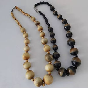 Elegante Collar de Cuerno con Colgante de Diseño Moderno, Perfecto para Realzar Atuendos Formales y Estilos de Moda para Ocasiones Especiales - Product Image 1