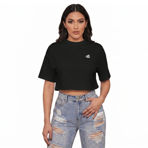 Camiseta corta negra lisa 100% algodón, estilo casual urbano para mujer, ligera, de manga corta, con logo personalizado, a la moda. - Product Image 4